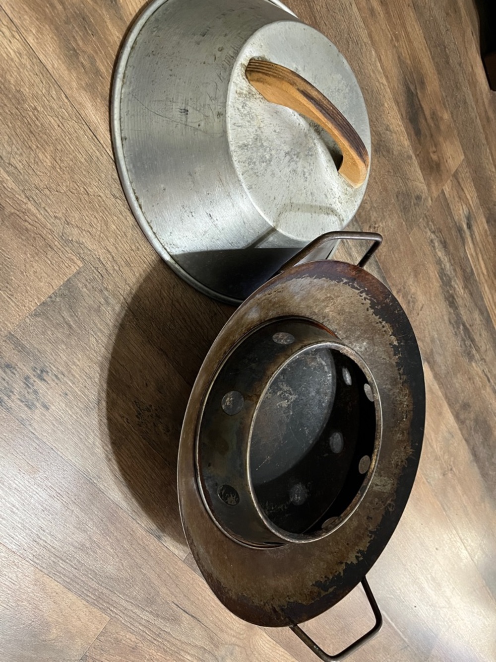 Vintage 14in. Carbon Steel 2 Handled Wok With Lid